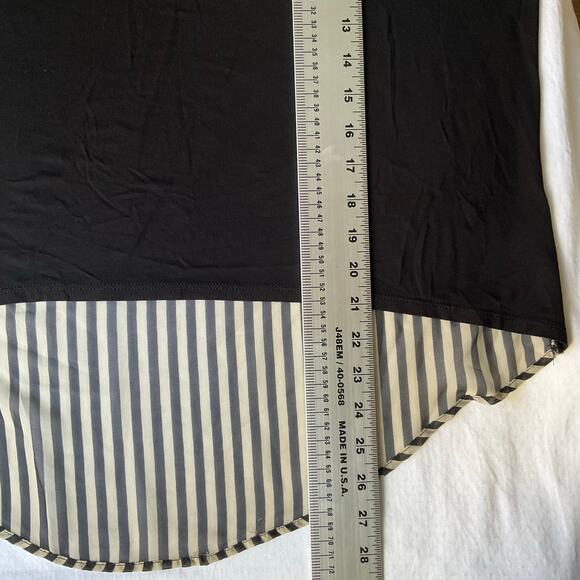 FOREVER 21 Women’s Short Sleeve Blouse size L, Black front and Stripes back - Picture 4 of 9
